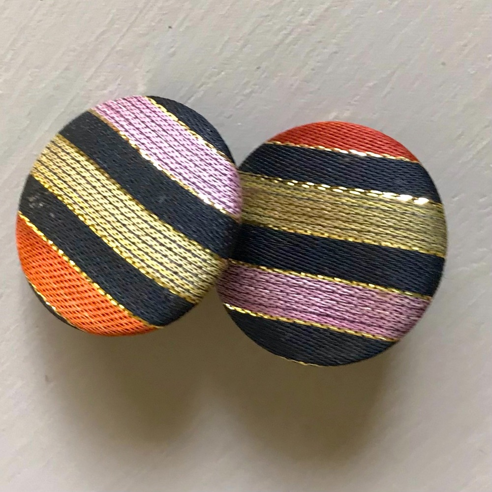 Vintage Round Button Striped Cloth Tapestry Retro Post Back Pierced Earrings